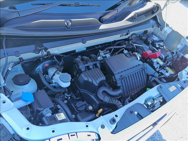 スズキ ハスラー ＊＊ＨＹＢＲＩＤ Ｇ ピュアホワイトパール塗装 R8年 () 99