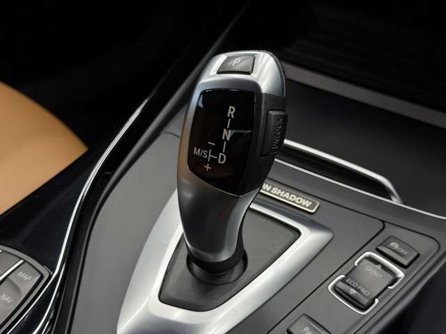 ＢＭＷ ５シリーズ １１８Ｄ Ｍスポーツ エディション シャドー H29年 (東海) 99
