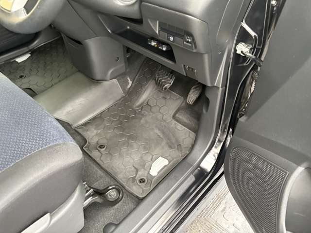 三菱 ｅＫクロス ６６０ Ｔ ４ＷＤ R2年 (近畿) 99