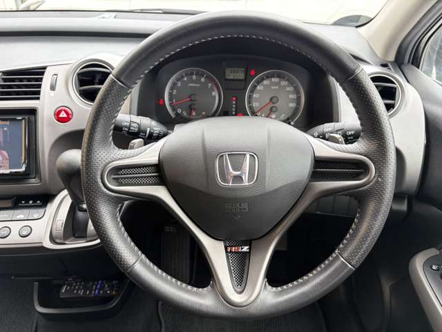 ホンダ ストリーム ２．０ ＲＳＺ H19年 (近畿) 99