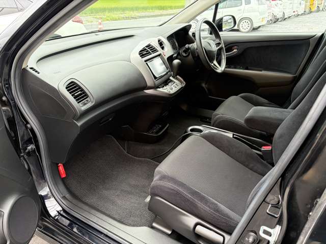 ホンダ ストリーム ２．０ ＲＳＺ H19年 (近畿) 99