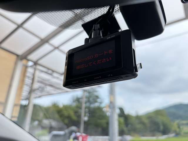 トヨタ プリウス １．８ Ｇ ツーリングセレクション レザーパッケージ H25年 (近畿) 99