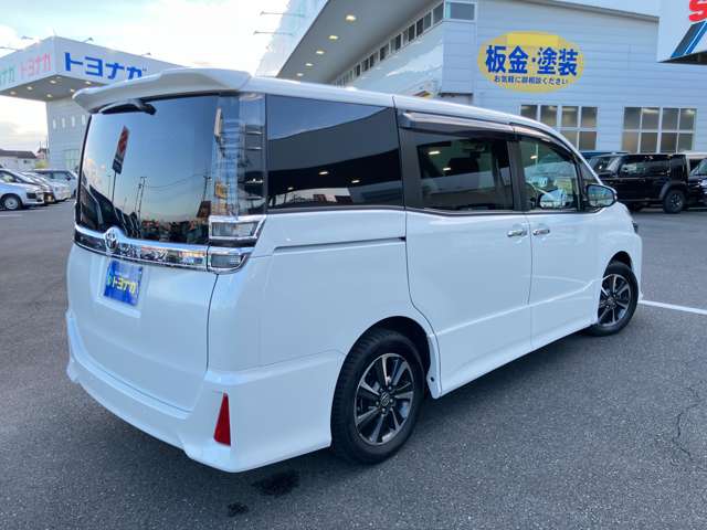 トヨタ ヴォクシー ２．０ ＺＳ 煌ＩＩＩ R3年 (関東) 99