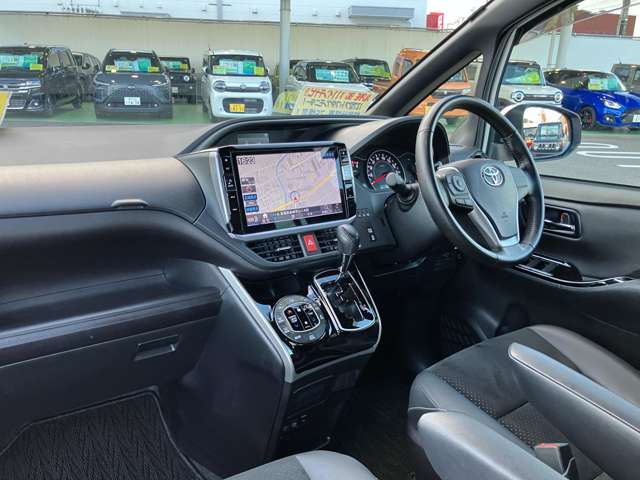 トヨタ ヴォクシー ２．０ ＺＳ 煌ＩＩＩ R3年 (関東) 99