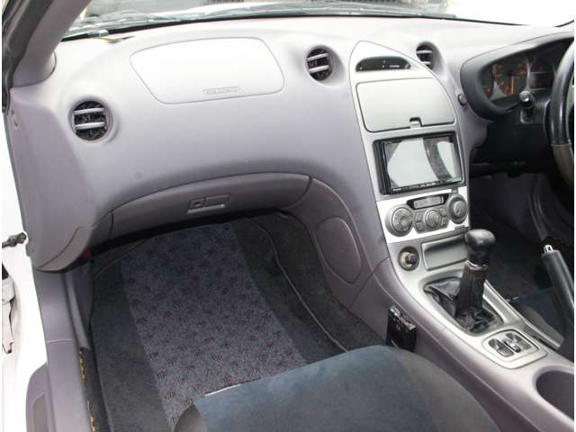 トヨタ セリカ １．８ ＳＳ－ＩＩ スーパーストラットパッケージ H13年 (関東) 99