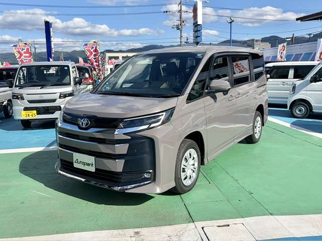 トヨタ ノア １．８ ハイブリッド Ｓ－Ｘ Ｅ－ＦＯＵＲ ４ＷＤ R8年 () 99