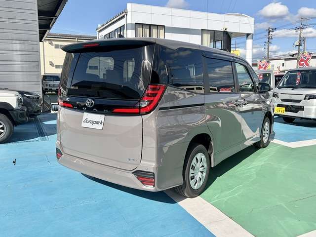 トヨタ ノア １．８ ハイブリッド Ｓ－Ｘ Ｅ－ＦＯＵＲ ４ＷＤ R8年 () 99