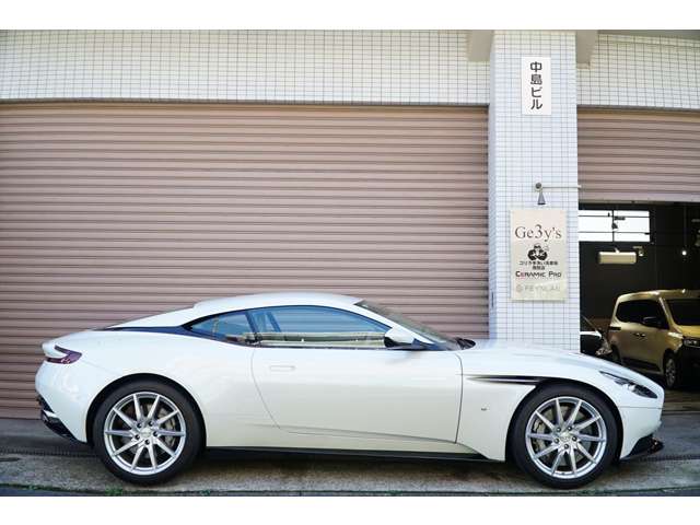 アストンマーティン ＤＢ１１ ローンチエディション H28年 (関東) 99