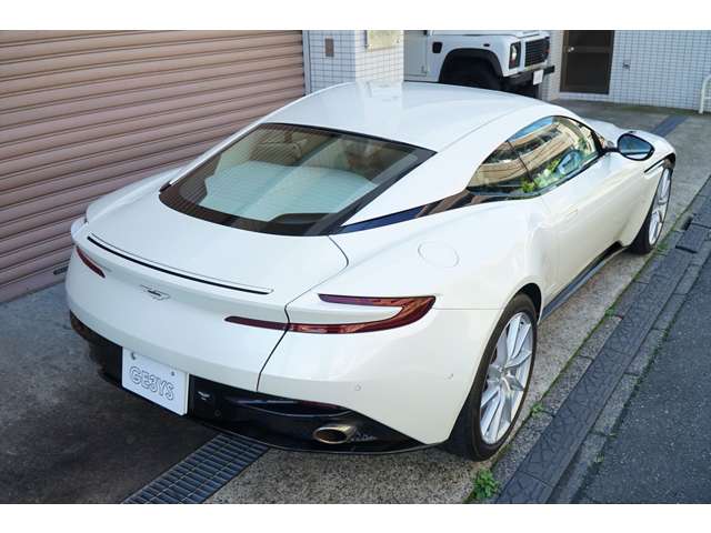 アストンマーティン ＤＢ１１ ローンチエディション H28年 (関東) 99