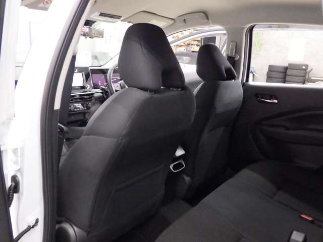 日産 ノート １．２ Ｘ ＦＯＵＲ ４ＷＤ R7年 (東北) 99