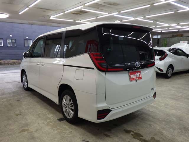 トヨタ ノア １．８ ハイブリッド Ｓ－Ｚ Ｅ－ＦＯＵＲ ４ＷＤ R7年 (東北) 99