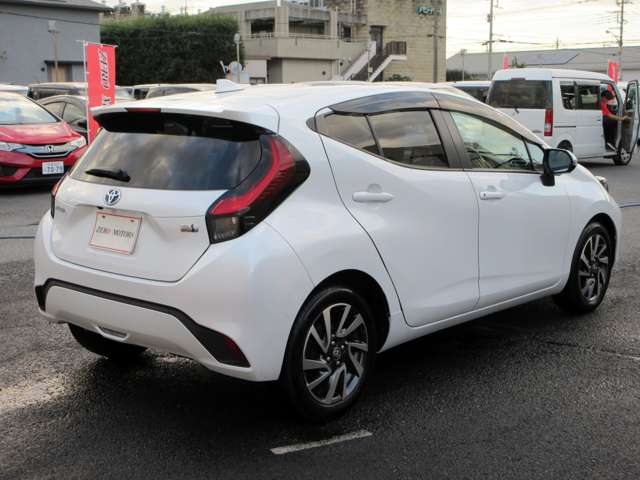トヨタ アクア １．５ Ｚ R4年 (関東) 99