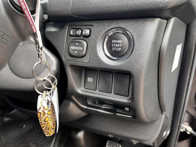 トヨタ ハイエースバン ２．７ スーパーＧＬ ダークプライムＩＩ ワイド ミドルルーフ ロングボディ R2年 (関東) 99