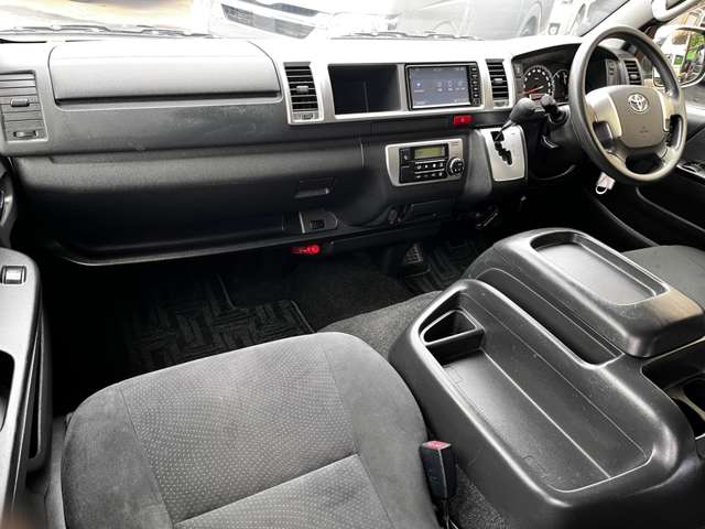 トヨタ レジアスエースバン ２．７ スーパーＧＬ ワイド ミドルルーフ ロングボディ H30年 (関東) 99