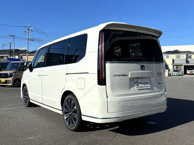 ホンダ ステップワゴン　ハイブリッド ２．０ Ｅ：ＨＥＶ スパーダ プレミアムライン R8年 () 99