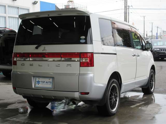 三菱 デリカ　Ｄ：５ ２．４ Ｇ パワーパッケージ ４ＷＤ H23年 (関東) 99