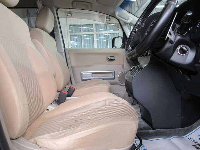 三菱 デリカ　Ｄ：５ ２．４ Ｇ パワーパッケージ ４ＷＤ H23年 (関東) 99