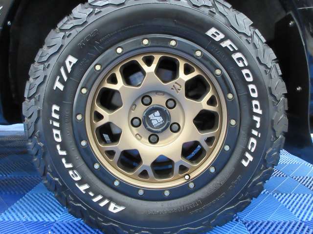 三菱 デリカ　Ｄ：５ ２．２ Ｐ ディーゼルターボ ４ＷＤ R1年 (関東) 99