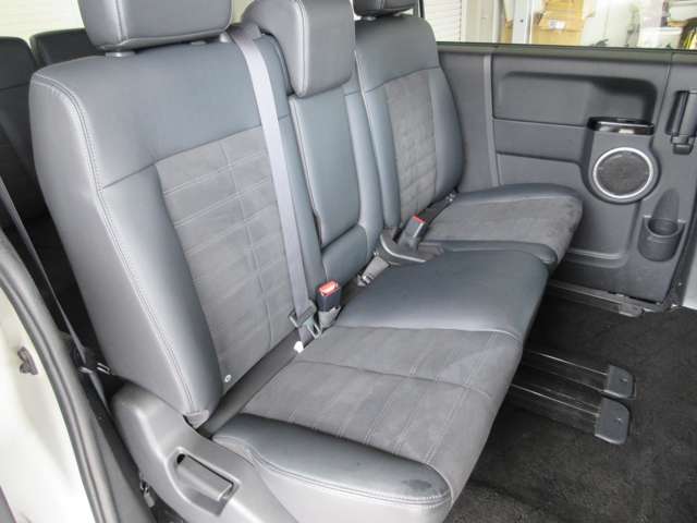 三菱 デリカ　Ｄ：５ ２．２ シャモニー ディーゼルターボ ４ＷＤ H30年 (関東) 99