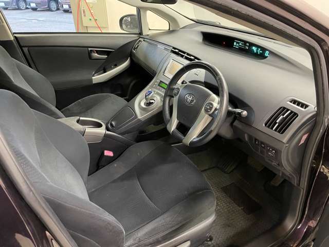 トヨタ プリウス １．８ Ｓ ツーリングセレクション H25年 (甲信越・北陸) 99