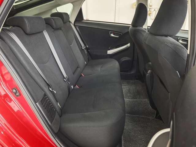 トヨタ プリウス １．８ Ｓ H24年 (近畿) 99