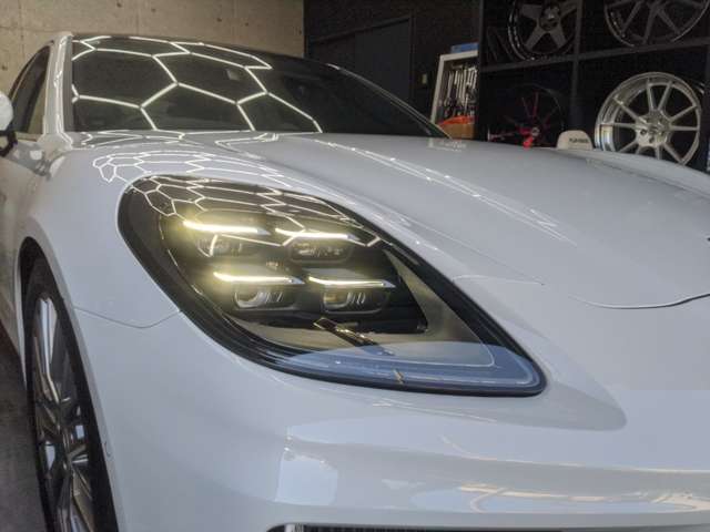 ポルシェ パナメーラ ２．９ R8年 (近畿) 99