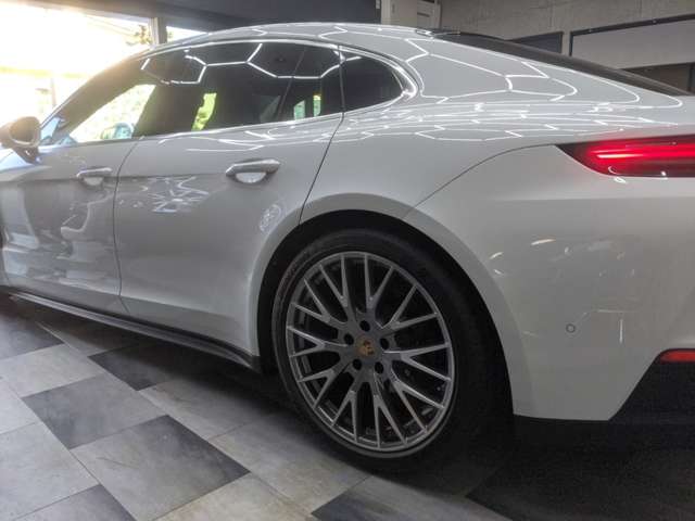 ポルシェ パナメーラ ２．９ R8年 (近畿) 99