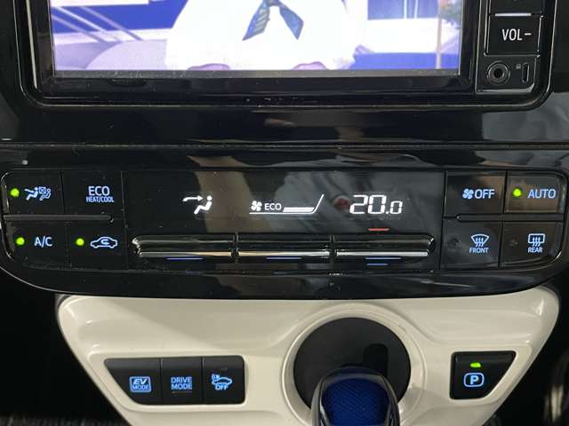 トヨタ プリウス １．８ Ｓ セーフティ プラス H29年 (近畿) 99