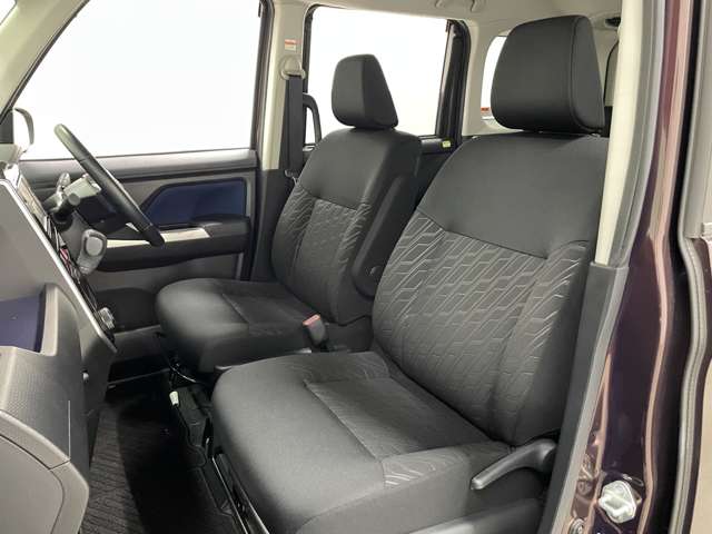 トヨタ タンク １．０ カスタム Ｇ－Ｔ H29年 (近畿) 99