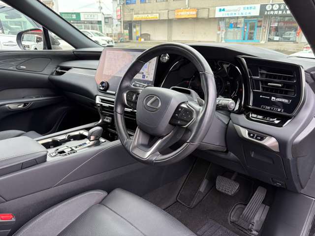 レクサス ＲＸ３５０ｈ ３５０Ｈ バージョンＬ ４ＷＤ R6年 (近畿) 99