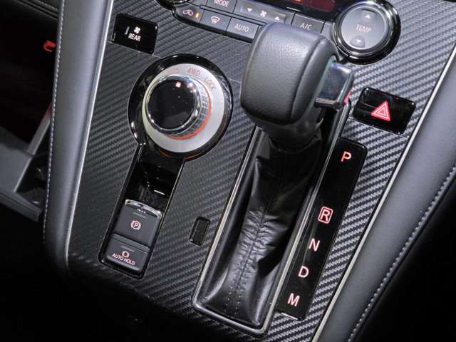三菱 デリカ　Ｄ：５ ２．２ Ｐ ディーゼルターボ ４ＷＤ R5年 (近畿) 99