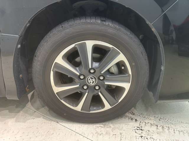 トヨタ ヴォクシー ２．０ ＺＳ 煌ＩＩＩ R2年 (中国) 99