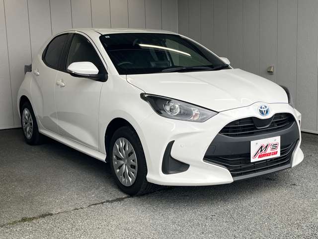 トヨタ ヤリス １．５ ハイブリッド Ｘ Ｅ－ＦＯＵＲ ４ＷＤ R5年 (東北) 99