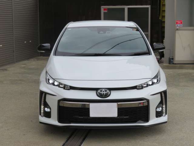 トヨタ プリウスＰＨＶ １．８ Ｓ ＧＲ スポーツ R4年 (中国) 99