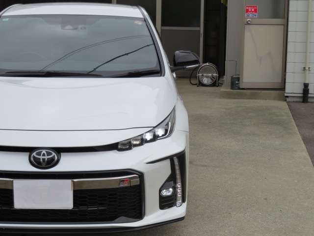 トヨタ プリウスＰＨＶ １．８ Ｓ ＧＲ スポーツ R4年 (中国) 99