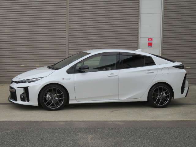 トヨタ プリウスＰＨＶ １．８ Ｓ ＧＲ スポーツ R4年 (中国) 99