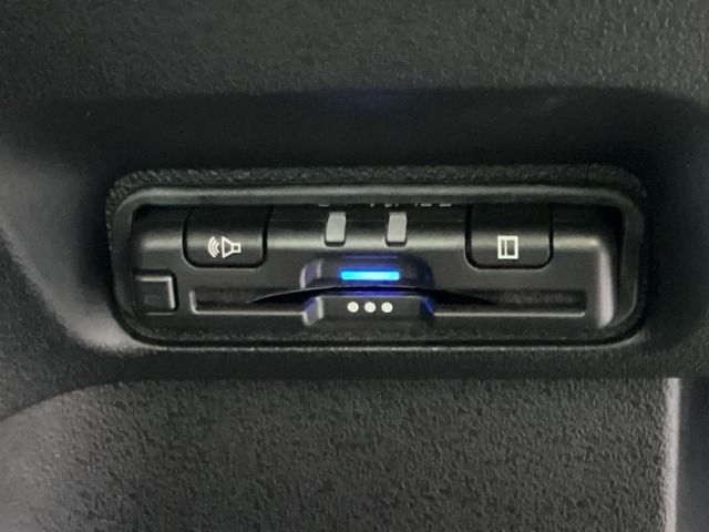 ホンダ Ｎ　ＢＯＸ カスタム ６６０ コーディネートスタイル ２トーン R7年 (近畿) 99