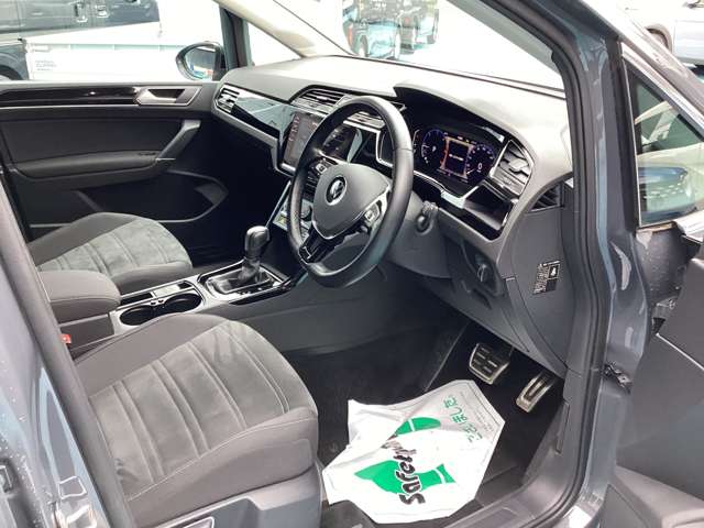 フォルクスワーゲン ゴルフトゥーラン ＴＤＩ ハイライン ディーゼルターボ R4年 (関東) 99