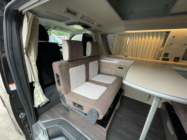 トヨタ ハイエースバン ホワイトハウス R3年 (関東) 99