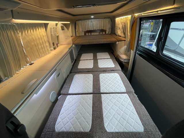 トヨタ ハイエースバン ホワイトハウス R3年 (関東) 99