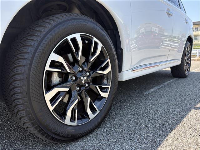 三菱 アウトランダーＰＨＥＶ ２．０ Ｇ ナビパッケージ ４ＷＤ H28年 (九州・沖縄) 99