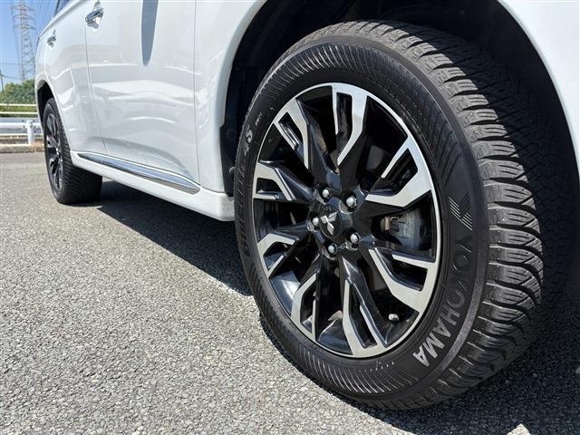 三菱 アウトランダーＰＨＥＶ ２．０ Ｇ ナビパッケージ ４ＷＤ H28年 (九州・沖縄) 99