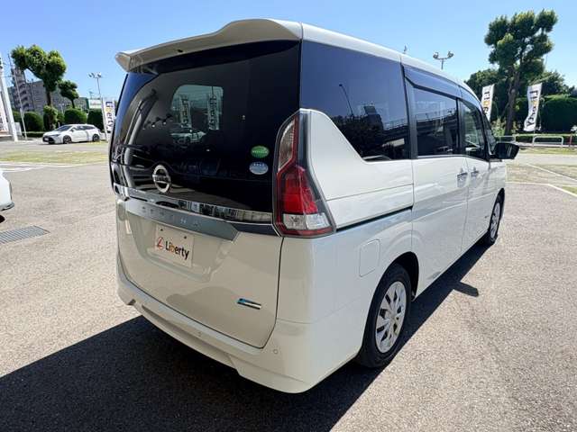 日産 セレナ ２．０ Ｘ H29年 (九州・沖縄) 99