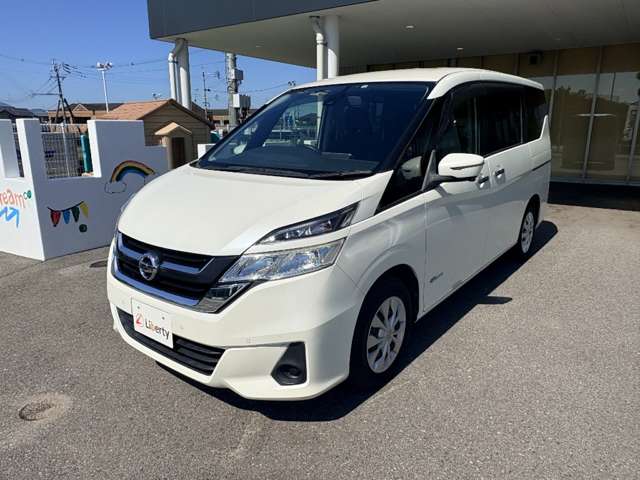 日産 セレナ ２．０ Ｘ H29年 (九州・沖縄) 99