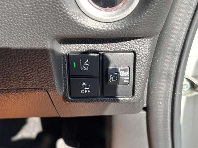 ホンダ Ｎ　ＢＯＸ カスタム ６６０ Ｌ R4年 (近畿) 99