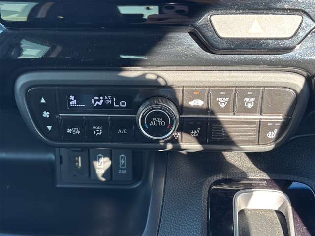 ホンダ Ｎ　ＢＯＸ カスタム ６６０ Ｌ R4年 (近畿) 99