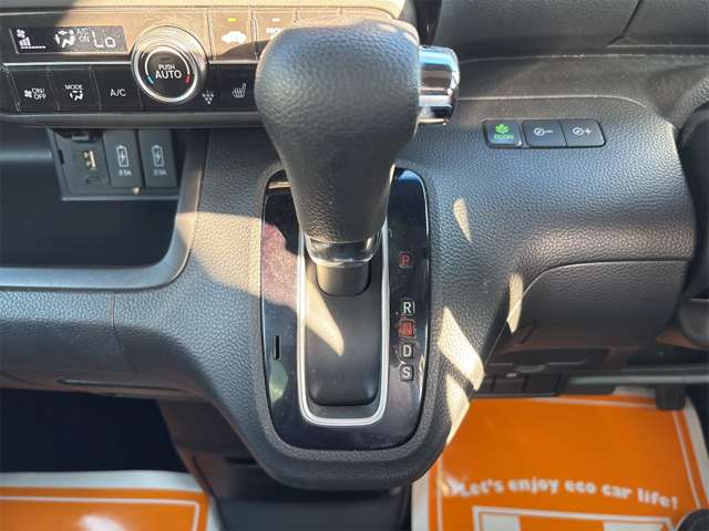 ホンダ Ｎ　ＢＯＸ カスタム ６６０ Ｌ R4年 (近畿) 99