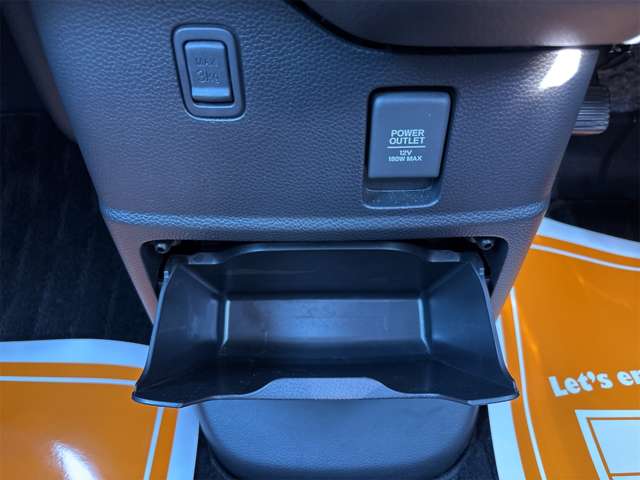 ホンダ Ｎ　ＢＯＸ カスタム ６６０ Ｌ R4年 (近畿) 99