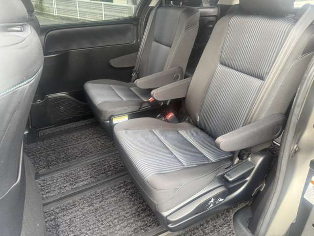 トヨタ ヴォクシー ２．０ ＺＳ 煌 ４ＷＤ H29年 (甲信越・北陸) 99