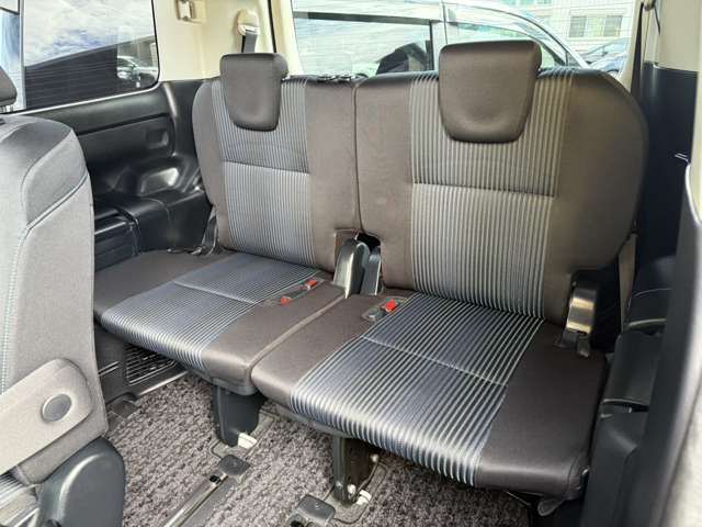 トヨタ ヴォクシー ２．０ ＺＳ 煌 ４ＷＤ H29年 (甲信越・北陸) 99